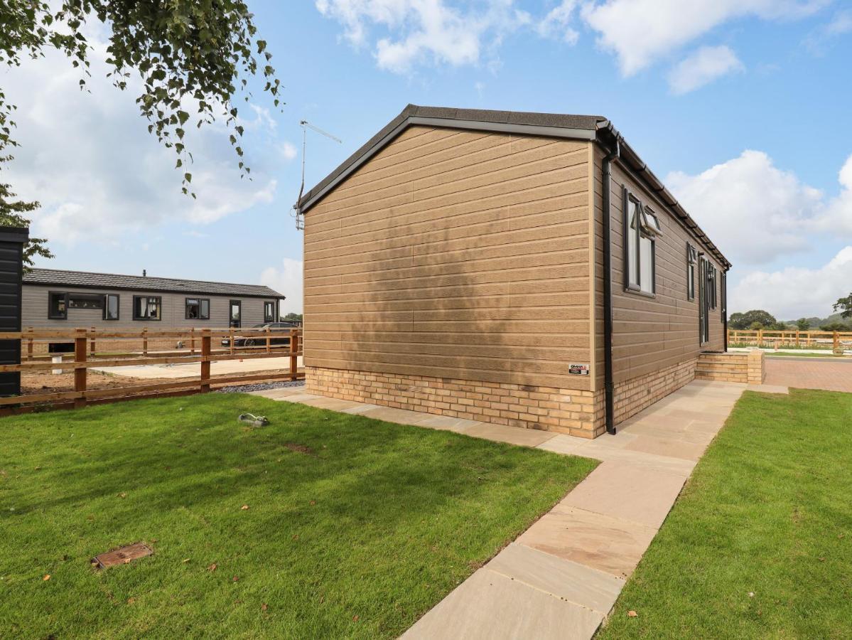 Lodge 47 Ipswich Exterior photo