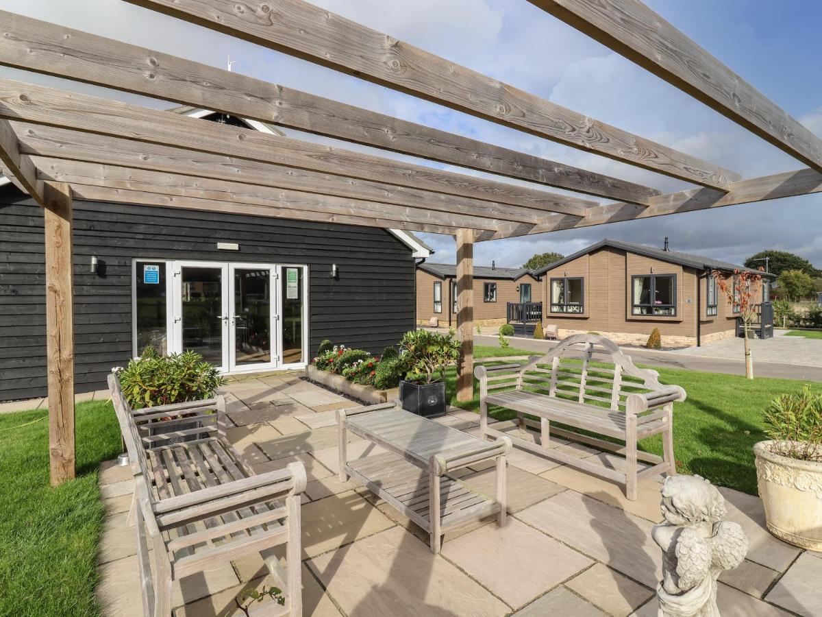 Lodge 47 Ipswich Exterior photo